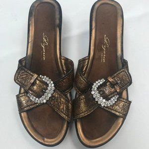 Gold sparkly slip on women's sandles
